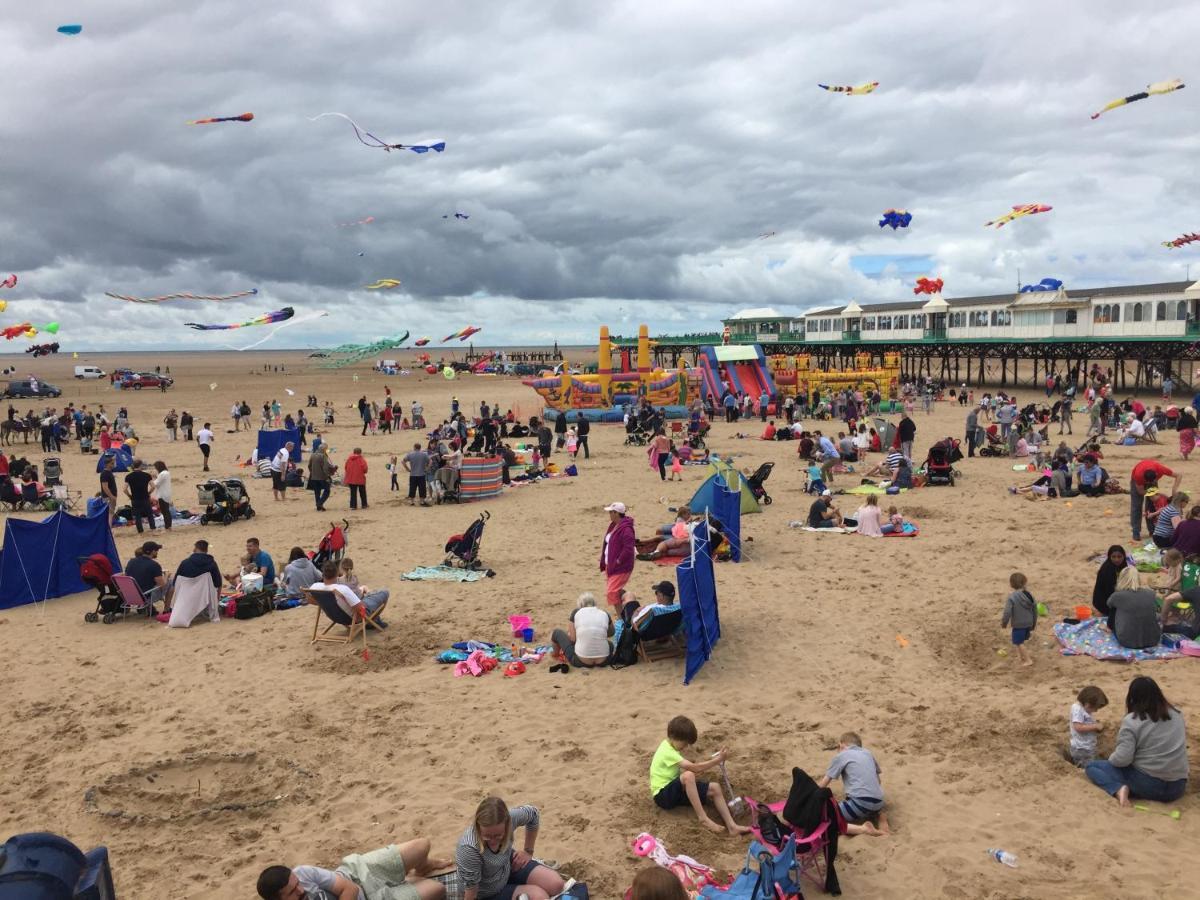 Beach Snug Lytham St Annes Kültér fotó